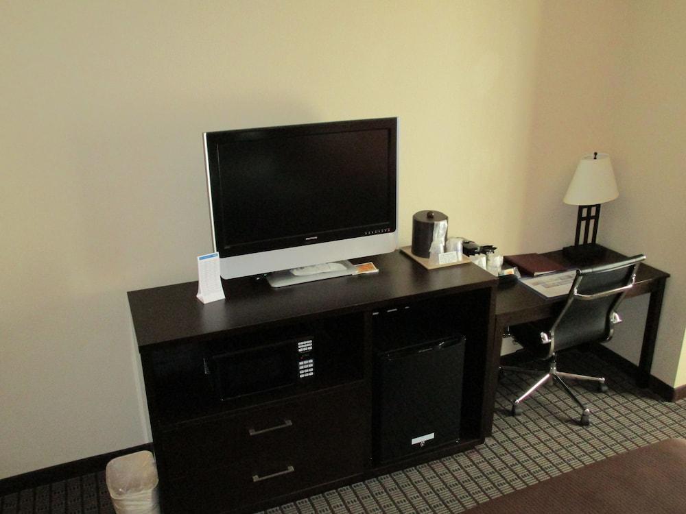 Best Western Plus Pontoon Beach Екстериор снимка